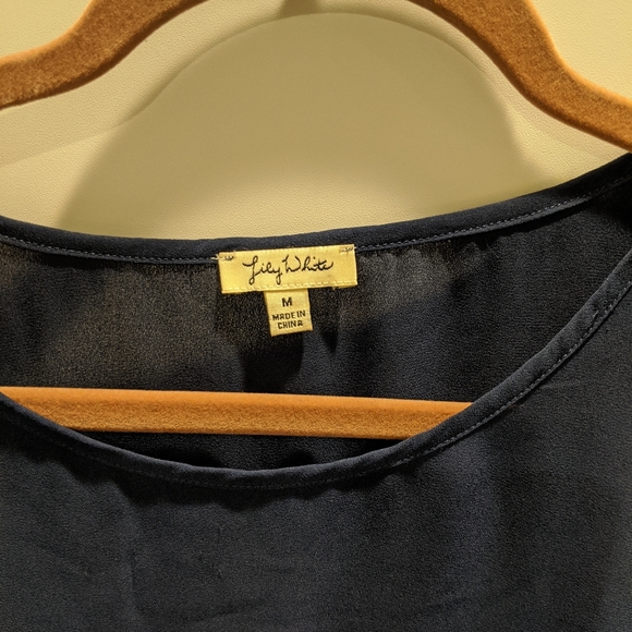 Top - Picture 2 of 2